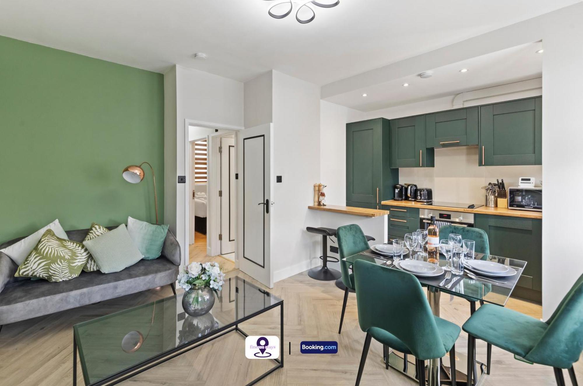 Apartment Last-minute Escapes ! Limited Time L Exclusive On 2 Bedroom, High Spec Luxury Flat By Finesse Short Lets & Serviced With Free Wifi London